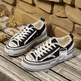 Ladies' Fashionable Platform Shoes Are Comfortable to Wear, Featuring a Fringed Design on The Upper. They Lean Towards a Trendy And Unique Style, Making Them Suitable for Everyday Casual Occasions.